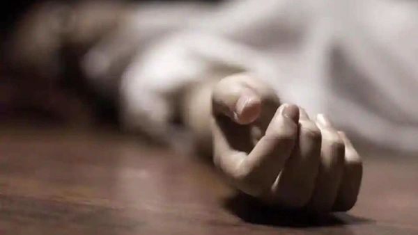 ছত্তিশগড়ে বাসে মৃত্যু হয়েছে বাংলার এক শ্রমিকের। ছত্তিশগড়ে বাসে মৃত্যু হয়েছে বাংলার এক শ্রমিকের।