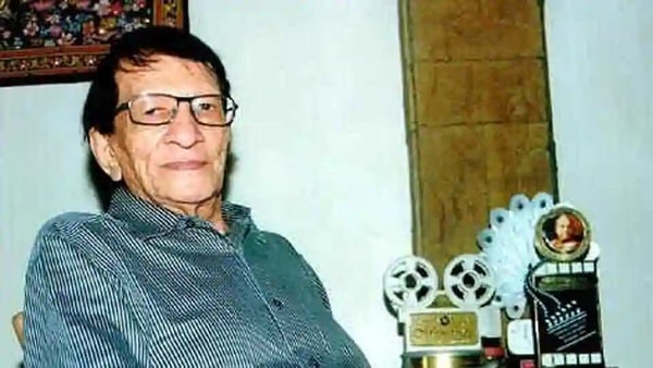 যোগেশ (ছবি টুইটার) যোগেশ (ছবি টুইটার)