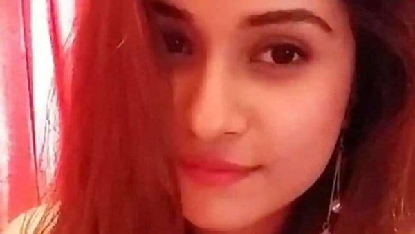 スーシャンの父親は、リヤーは、スーシャントの元マネージャー、ディシャ・サリアンの自殺の場合には、スーシャントを絞首刑に処すると脅したと述べた。 Disha Salianは6月7日に自殺しました。 スーシャンの父親は、リヤーは、スーシャントの元マネージャー、ディシャ・サリアンの自殺の場合には、スーシャントを絞首刑に処すると脅したと述べた。 Disha Salianは6月7日に自殺しました。