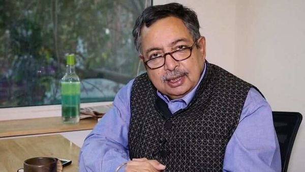 সাংবাদিক বিনোদ দুয়া (ছবি সৌজন্য টুইটার) সাংবাদিক বিনোদ দুয়া (ছবি সৌজন্য টুইটার)