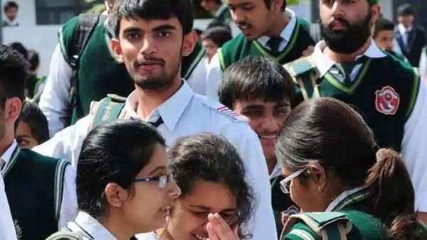 দুপুর ১২টায় দশম ও দ্বাদশ শ্রেণির বোর্ড পরীক্ষার ফলাফল ঘোষণা করল উত্তর প্রদেশ মাধ্যমিক শিক্ষা পরিষদ (UPMP)। দুপুর ১২টায় দশম ও দ্বাদশ শ্রেণির বোর্ড পরীক্ষার ফলাফল ঘোষণা করল উত্তর প্রদেশ মাধ্যমিক শিক্ষা পরিষদ (UPMP)।