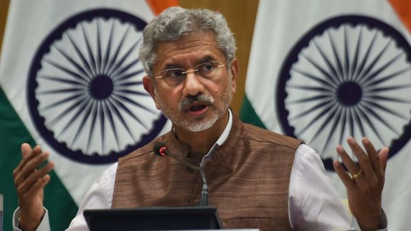 বিদেশমন্ত্রী এস জয়শংকর (ফাইল ছবি, সৌজন্য টুইটার) বিদেশমন্ত্রী এস জয়শংকর (ফাইল ছবি, সৌজন্য টুইটার)