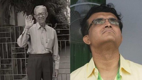 অশোক মুস্তাফি ও সৌরভ গঙ্গোপাধ্যায়। ছবি- টুইটার। অশোক মুস্তাফি ও সৌরভ গঙ্গোপাধ্যায়। ছবি- টুইটার।