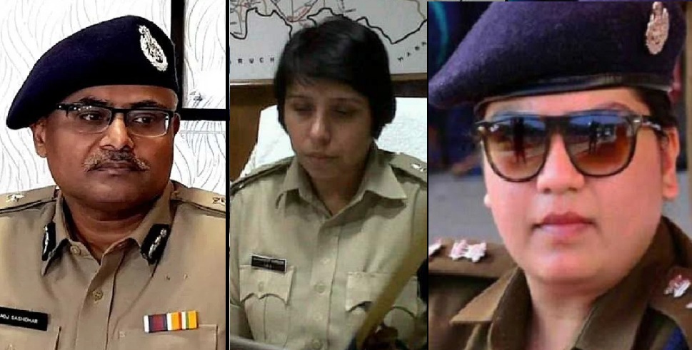 বাঁ দিক থেকে, মনোজ শশীধর, গগণদীপ গম্ভীর এবং নুপূর শর্মা বাঁ দিক থেকে, মনোজ শশীধর, গগণদীপ গম্ভীর এবং নুপূর শর্মা