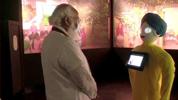 রাষ্ট্রীয় স্বচ্ছতা কেন্দ্রে মোদী রাষ্ট্রীয় স্বচ্ছতা কেন্দ্রে মোদী