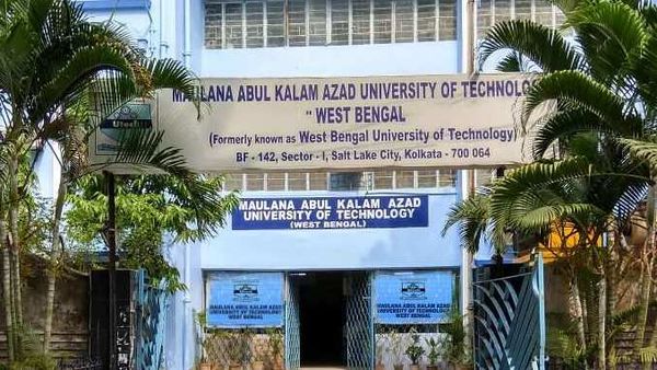 অনলাইনে ক্লাস শুরু ম্যাকাউটের, পড়ুয়াদের দেওয়া হবে ডিজিটাল ডিভাইসও (ছবি সৌজন্য সংগৃহীত) অনলাইনে ক্লাস শুরু ম্যাকাউটের, পড়ুয়াদের দেওয়া হবে ডিজিটাল ডিভাইসও (ছবি সৌজন্য সংগৃহীত)