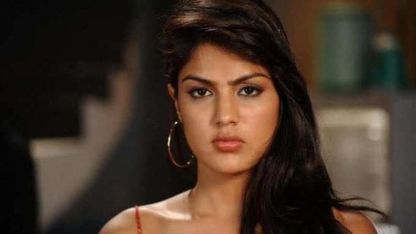 রিয়া চক্রবর্তী রিয়া চক্রবর্তী