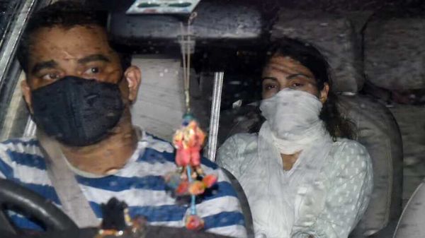রিয়া চক্রবর্তী (ANI Photo) রিয়া চক্রবর্তী (ANI Photo)