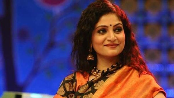 সৌমিলি বিশ্বাস (ছবি-ইনস্টাগ্রাম) সৌমিলি বিশ্বাস (ছবি-ইনস্টাগ্রাম)