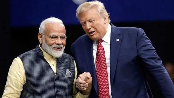 হাউডি মোদী'-তে মোদী ও ট্রাম্প (ফাইল ছবি, সৌজন্য পিটিআই) হাউডি মোদী'-তে মোদী ও ট্রাম্প (ফাইল ছবি, সৌজন্য পিটিআই)