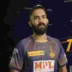 নাইট অধিনায়ক দীনেশ কার্তিক।