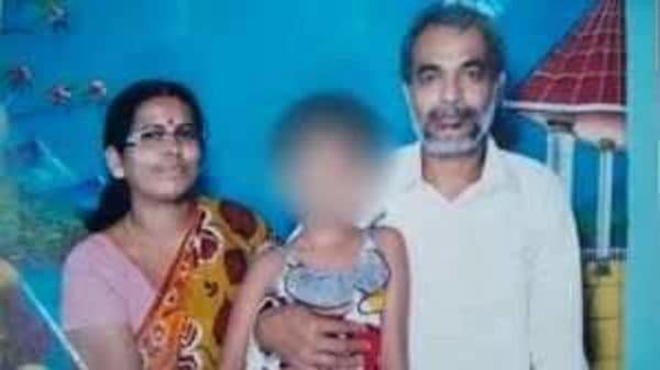 নিহত লীলারানি দেবী ও রামকৃষ্ণ মণ্ডল নিহত লীলারানি দেবী ও রামকৃষ্ণ মণ্ডল