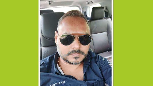ধৃত বিজেপি নেতা ডিবন ডেকা। ছবি সৌজন্য : ফেসবুক ধৃত বিজেপি নেতা ডিবন ডেকা। ছবি সৌজন্য : ফেসবুক