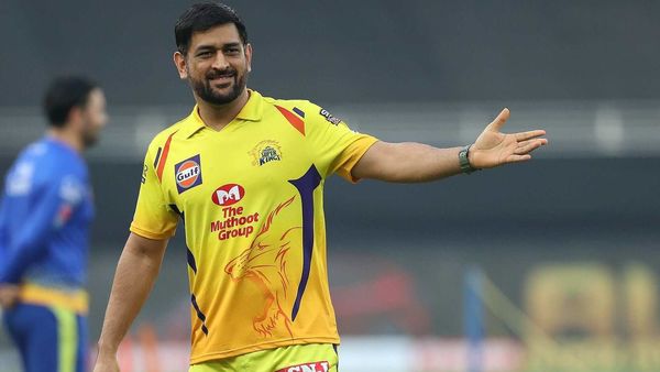'এখানেই কাজে আসে অভিজ্ঞতা', সিংহ গর্জনের পর হাসি ফিরল ধোনির মুখে (ছবি সৌজন্য আইপিএল) 'এখানেই কাজে আসে অভিজ্ঞতা', সিংহ গর্জনের পর হাসি ফিরল ধোনির মুখে (ছবি সৌজন্য আইপিএল)