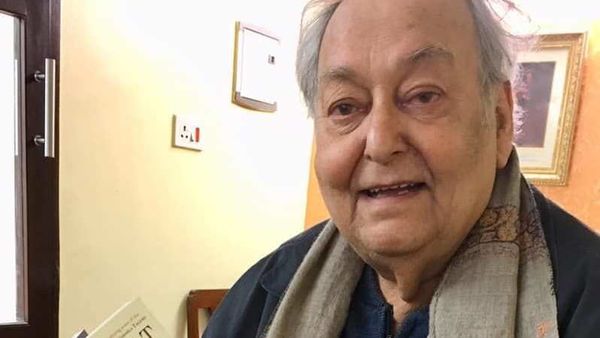সৌমিত্র চট্টোপাধ্যায় (ছবি-ফেসুবক) সৌমিত্র চট্টোপাধ্যায় (ছবি-ফেসুবক)