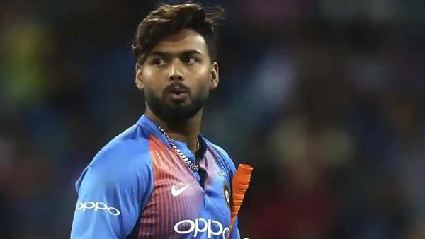 আইপিএল ফাইনালে হারের পরেও দিল্লি ক্যাপিটালস-এর পারফর্ম্যান্সে গর্বিত বোধ করছেন ঋষভ পন্থ। আইপিএল ফাইনালে হারের পরেও দিল্লি ক্যাপিটালস-এর পারফর্ম্যান্সে গর্বিত বোধ করছেন ঋষভ পন্থ।