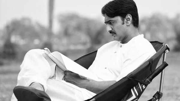 গোলন্দাজের শ্যুটিংয়ের ফাঁকে দেব (ছবি-ইনস্টাগ্রাম) গোলন্দাজের শ্যুটিংয়ের ফাঁকে দেব (ছবি-ইনস্টাগ্রাম)