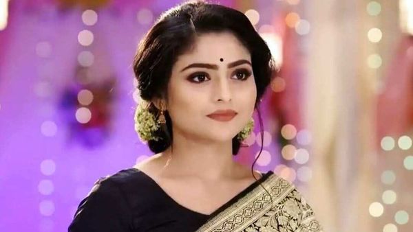 ঐন্দ্রিলা শর্মা (ছবি সৌজন্যে জিয়নকাঠি ধরাবাহিক) ঐন্দ্রিলা শর্মা (ছবি সৌজন্যে জিয়নকাঠি ধরাবাহিক)