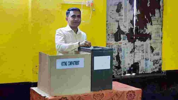 প্রমোদ সাওয়ান্ত প্রমোদ সাওয়ান্ত