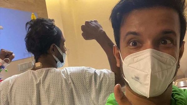 হাসপাতালে রেমো ডিসুজা (ছবি ইনস্টাগ্রাম) হাসপাতালে রেমো ডিসুজা (ছবি ইনস্টাগ্রাম)