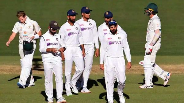 অ্যাডিলেড টেস্টে হারের পর টিম ইন্ডিয়া। ছবি- গেটি ইমেজেস। অ্যাডিলেড টেস্টে হারের পর টিম ইন্ডিয়া। ছবি- গেটি ইমেজেস।