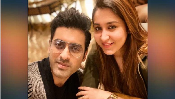 ছুটির মুডে টলিগঞ্জের এই লাভ বার্ডস ছুটির মুডে টলিগঞ্জের এই লাভ বার্ডস