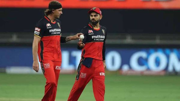 ডেল স্টেইন ও বিরাট কোহলি। ছবি- টুইটার। ডেল স্টেইন ও বিরাট কোহলি। ছবি- টুইটার।