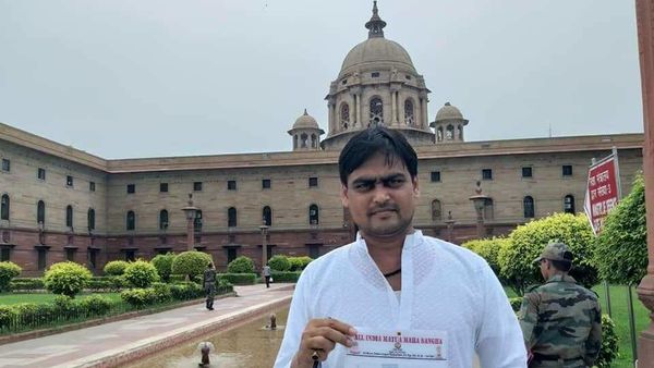 শান্তনু ঠাকুর। (ফাইল ছবি, সৌজন্য ফেসবুক) শান্তনু ঠাকুর। (ফাইল ছবি, সৌজন্য ফেসবুক)