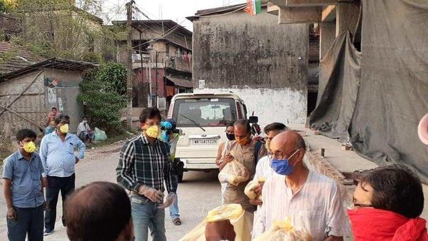 কলকাতায় দুর্ঘটনার মুখে রাজীব, ধাওয়া করে পাকড়াও করলেন ঘাতক গাড়িকে। (ছবিটি প্রতীকী, সৌজন্য ফেসবুক) কলকাতায় দুর্ঘটনার মুখে রাজীব, ধাওয়া করে পাকড়াও করলেন ঘাতক গাড়িকে। (ছবিটি প্রতীকী, সৌজন্য ফেসবুক)