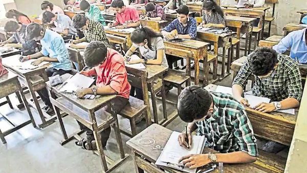 অসমে দশম ও দ্বাদশ শ্রেণির পড়ুয়াদের পরীক্ষার দিনক্ষণ ঘোষণা করল বোর্ড। অসমে দশম ও দ্বাদশ শ্রেণির পড়ুয়াদের পরীক্ষার দিনক্ষণ ঘোষণা করল বোর্ড।