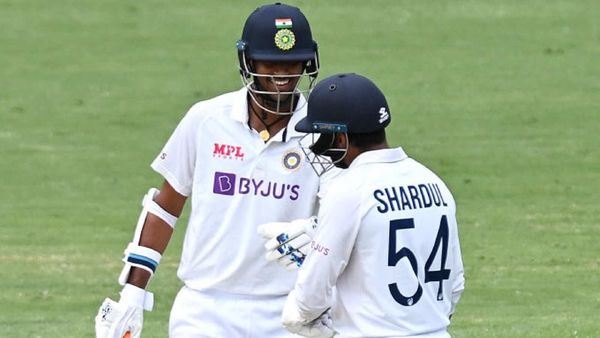 ওয়াশিংটন সুন্দর ও শার্দুল ঠাকুর। ছবি- টুইটার। ওয়াশিংটন সুন্দর ও শার্দুল ঠাকুর। ছবি- টুইটার।