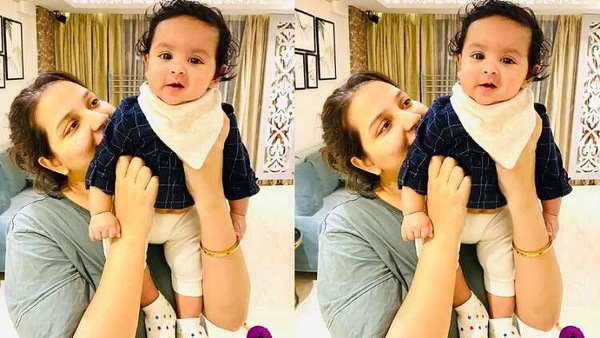 ছেলের সঙ্গে শুভশ্রী (ছবি-ইনস্টাগ্রাম) ছেলের সঙ্গে শুভশ্রী (ছবি-ইনস্টাগ্রাম)
