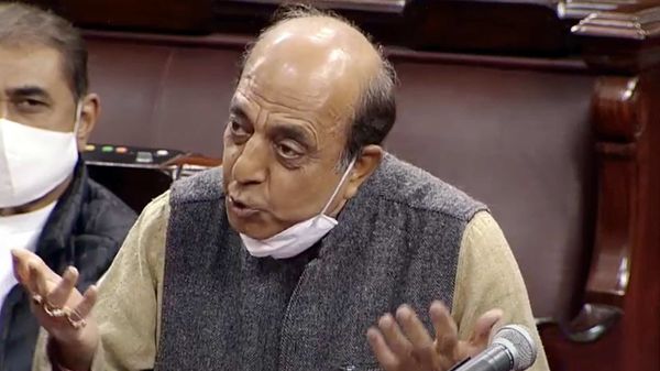 শুক্রবার রাজ্যসভায় দীনেশ ত্রিবেদী। শুক্রবার রাজ্যসভায় দীনেশ ত্রিবেদী।