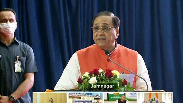 গুজরাটের মুখ্যমন্ত্রী বিজয় রূপানি। ছবি সৌজন্য : হিন্দুস্তান টাইম্স (HT_PRINT) গুজরাটের মুখ্যমন্ত্রী বিজয় রূপানি। ছবি সৌজন্য : হিন্দুস্তান টাইম্স (HT_PRINT)