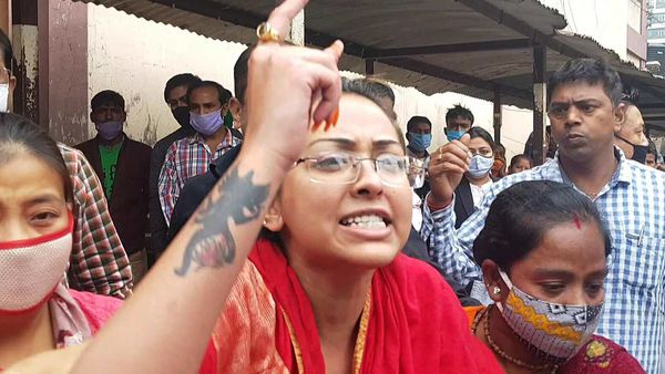 ধৃত বিজেপি নেত্রী পামেলা গোস্বামী। ছবি সৌজন্য : এএনআই ধৃত বিজেপি নেত্রী পামেলা গোস্বামী। ছবি সৌজন্য : এএনআই