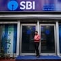 চলতি মাসে রেকর্ড সস্তা হল স্টেট ব্যাঙ্ক অফ ইন্ডিয়ার (SBI) গৃহঋণ। (ছবিটি প্রতীকী, সৌজন্য রয়টার্স)