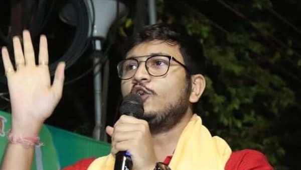 দেবাংশু ভট্টাচার্য। (ফাইল ছবি, সৌজন্য ফেসবুক) দেবাংশু ভট্টাচার্য। (ফাইল ছবি, সৌজন্য ফেসবুক)