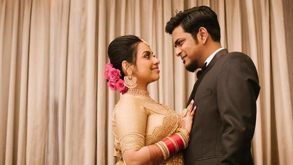 হানিমুনে মিউজিক্যাল জুটি হানিমুনে মিউজিক্যাল জুটি