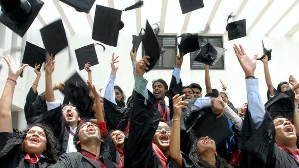 ফাইল ছবি : রয়টার্স (Reuters) ফাইল ছবি : রয়টার্স (Reuters)