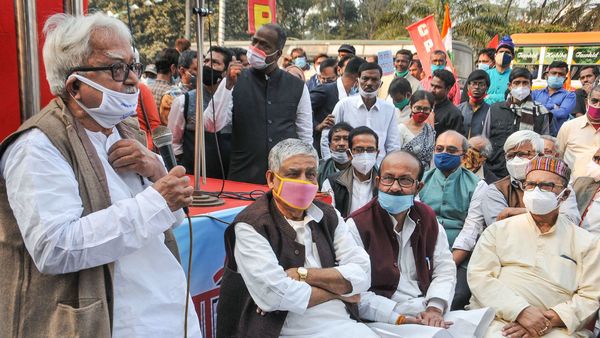 আব্বাসকে ভাঙড় ছাড়তে পারে সিপিআইএম, নেপথ্যে কি সংগঠনের দুর্বলতা? (ফাইল ছবি, সৌজন্য পিটিআই) আব্বাসকে ভাঙড় ছাড়তে পারে সিপিআইএম, নেপথ্যে কি সংগঠনের দুর্বলতা? (ফাইল ছবি, সৌজন্য পিটিআই)