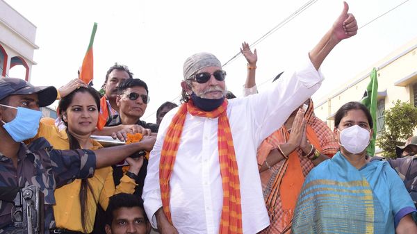 মিঠুন চক্রবর্তী। (ছবি সৌজন্য পিটিআই) মিঠুন চক্রবর্তী। (ছবি সৌজন্য পিটিআই)