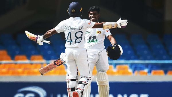 শ্রীলঙ্কাকে চালকের আসনে বসিয়ে দেন ডিকওয়েলা ও নিসঙ্কা। ছবি- আইসিসি। শ্রীলঙ্কাকে চালকের আসনে বসিয়ে দেন ডিকওয়েলা ও নিসঙ্কা। ছবি- আইসিসি।