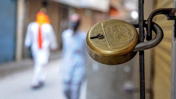 ফাইল ছবি : পিটিআই (PTI) ফাইল ছবি : পিটিআই (PTI)