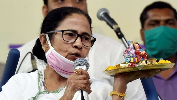 তৃণমূল সুপ্রিমো মমতা বন্দ্যোপাধ্যায়। (ফাইল ছবি, সৌজন্য পিটিআই) তৃণমূল সুপ্রিমো মমতা বন্দ্যোপাধ্যায়। (ফাইল ছবি, সৌজন্য পিটিআই)