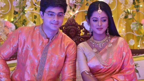 দেশের মাটির নায়িকা কোভিড-১৯ পজিটিভ দেশের মাটির নায়িকা কোভিড-১৯ পজিটিভ