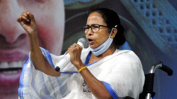 মমতা বন্দ্যোপাধ্যায়। (ফাইল ছবি, সৌজন্য পিটিআই) মমতা বন্দ্যোপাধ্যায়। (ফাইল ছবি, সৌজন্য পিটিআই)