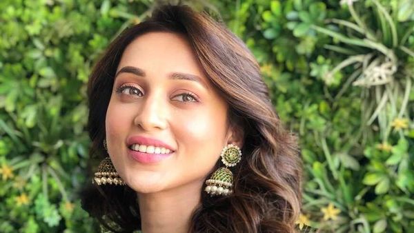 মিমি চক্রবর্তী মিমি চক্রবর্তী