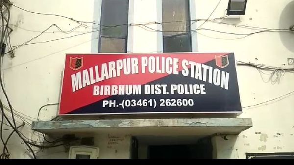 বানাসপুর গ্রামে বোমা বিস্ফোরণ বানাসপুর গ্রামে বোমা বিস্ফোরণ