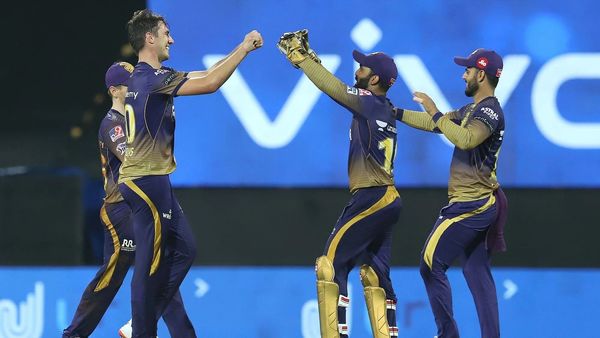 পেশাদার ক্রিকেটাররা কীভাবে এমন করেন? KKR বোলারদের ভুল নিয়ে প্রশ্ন গাভাসকরের। (ছবিটি প্রতীকী, সৌজন্য আইপিএল) পেশাদার ক্রিকেটাররা কীভাবে এমন করেন? KKR বোলারদের ভুল নিয়ে প্রশ্ন গাভাসকরের। (ছবিটি প্রতীকী, সৌজন্য আইপিএল)