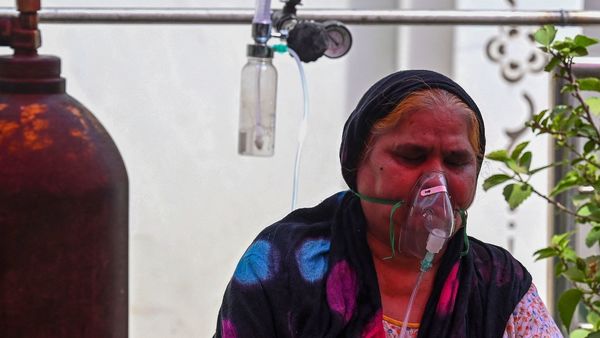 করোনা আক্রান্ত (AFP) করোনা আক্রান্ত (AFP)